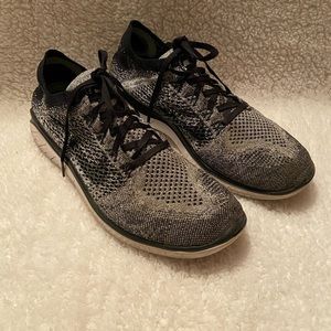 Nike Free RN Flyknit